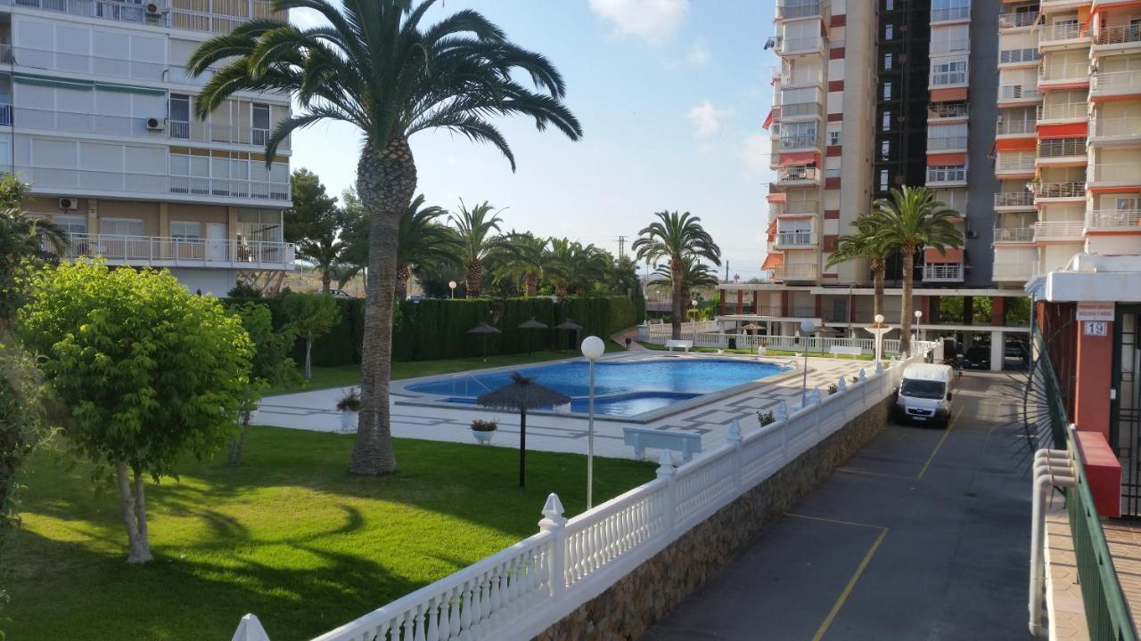 Apartamento En 1ª Linea Con Piscina Alicante Dış mekan fotoğraf