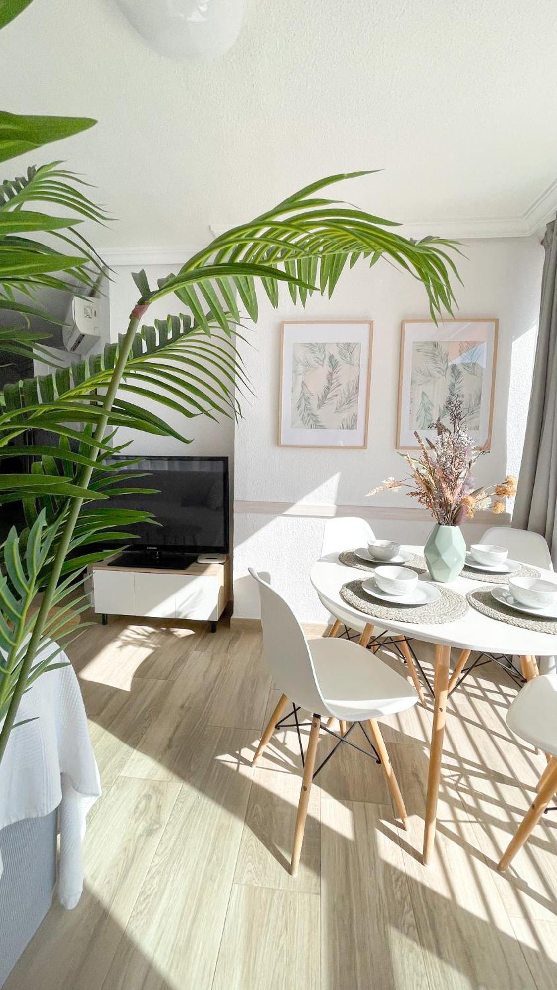 Apartamento En 1ª Linea Con Piscina Alicante Dış mekan fotoğraf